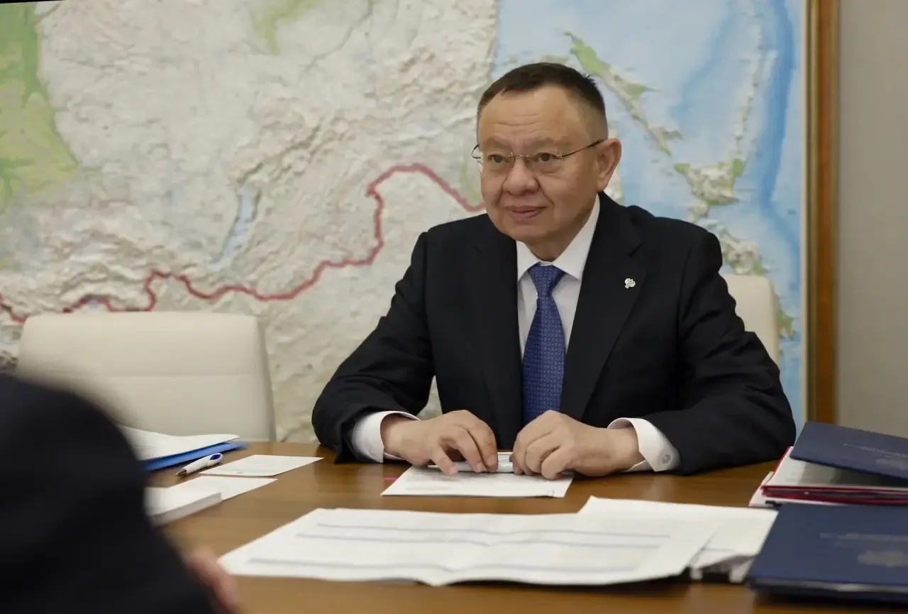 Министр строительства и ЖКХ РФ Ирек Файзуллин и Губернатор Оренбургской области Евгений Солнцев обсудили актуальные вопросы стоительства и ЖКХ Оренбуржья, а также прохождения паводкового периода Министр строительства и ЖКХ РФ Ирек Файзуллин и Губернатор Оренбургской области Евгений Солнцев обсудили актуальные вопросы стоительства и ЖКХ Оренбуржья, а также прохождения паводкового периода