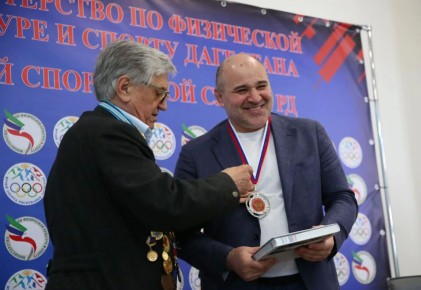 � ������������ ����� ������ ������ ������� � �������������� ����������� ��������� �� �������� ����������� ���������