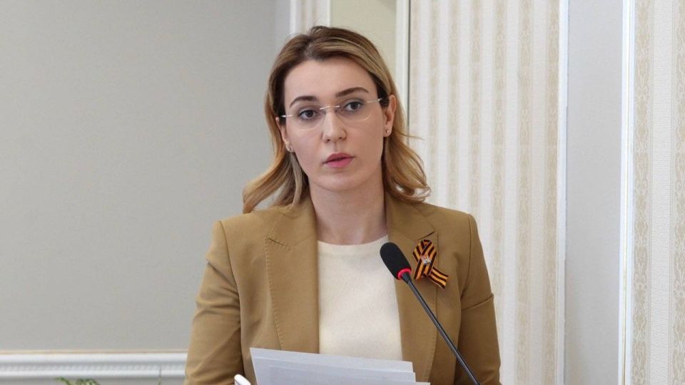 Эмилия Шахабутиновна: Как координатор федерального партийного проекта «Мир возможностей» в Дагестане выступила на заседании Махачкалинского местного политсовета «Единой России» с итогами реализации Эмилия Шахабутиновна: Как координатор федерального партийного проекта «Мир возможностей» в Дагестане выступила на заседании Махачкалинского местного политсовета «Единой России» с итогами реализации