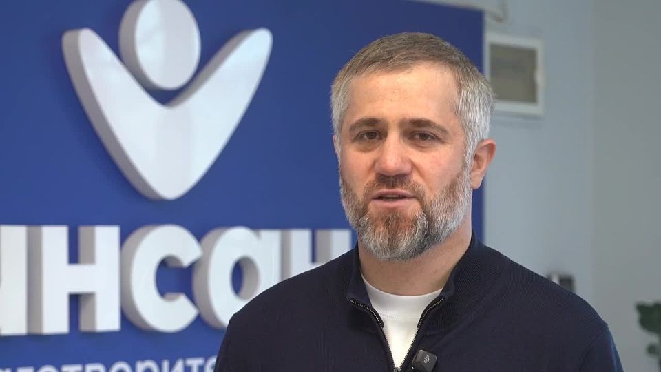 Обращение генерального директора Благотворительного фонда «Инсан» Магомеда Абдурахманова с опровержением ложной информации, распространяемой в мессенджерах, и призывом доверять только достоверным источникам