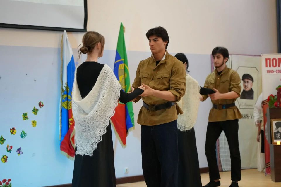 В Энергетическом колледже Каспийска прошел торжественный концерт, посвященный Дню Победы В Энергетическом колледже Каспийска прошел торжественный концерт, посвященный Дню Победы