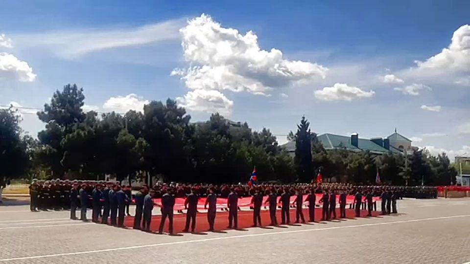В Каспийске прошла республиканская акция «Знамя Победы»