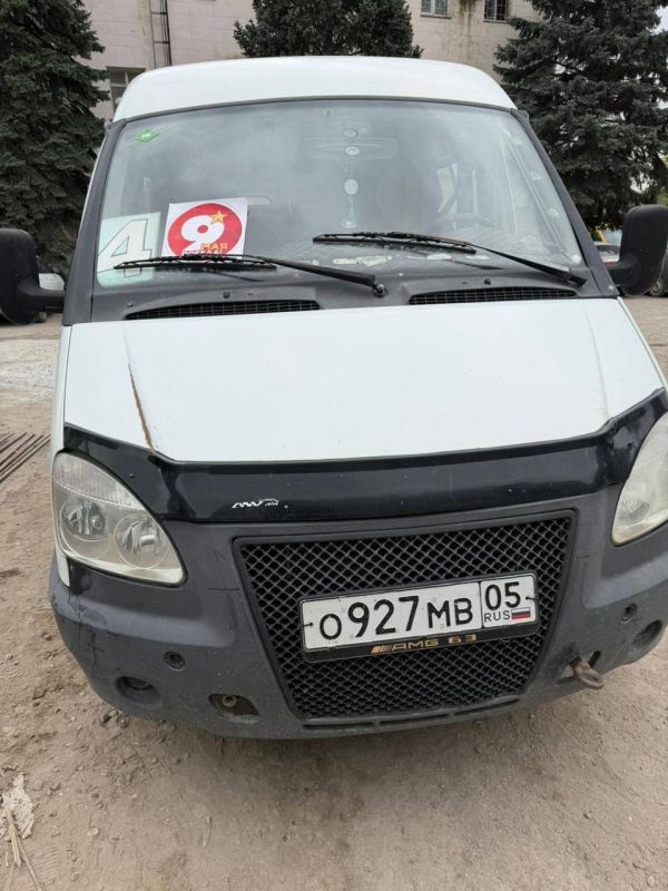 В Хасавюрте ко Дню Победы общественный транспорт украсили праздничной символикой В Хасавюрте ко Дню Победы общественный транспорт украсили праздничной символикой
