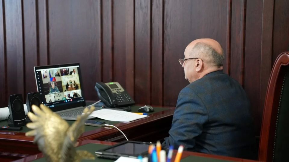 Администрация Хасавюрта приняла участие в совещании по вопросам ликвидации последствий паводков в РД Администрация Хасавюрта приняла участие в совещании по вопросам ликвидации последствий паводков в РД
