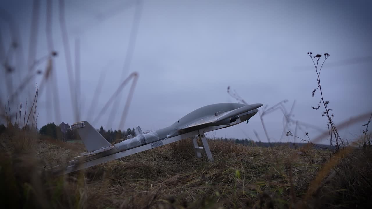 При заключении контракта о прохождении военной службы в подразделениях войск беспилотных систем военнослужащему выплачиваются единовременные денежные выплаты в размере до 1 400 000 руб.: