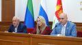 В мэрии Махачкалы обсудили внедрение цифровых сервисов ФНС для повышения налоговой грамотности