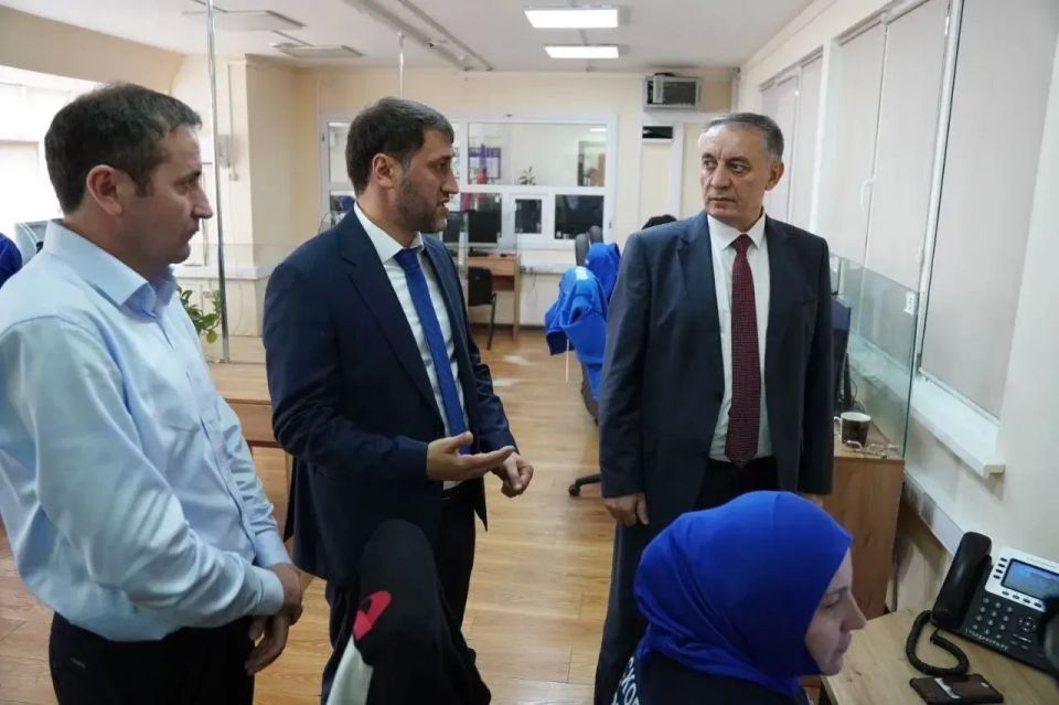 Абдурахман Махмудов посетил Дагестанский центр медицины катастроф Абдурахман Махмудов посетил Дагестанский центр медицины катастроф