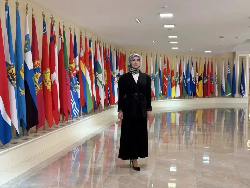 21 мая в Москве на заседании Совета Федерации по науке, образованию и культуре состоялась глубокая дискуссия на тему: «Художественное образование в Российской Федерации: современное состояние и перспективы развития» 21 мая в Москве на заседании Совета Федерации по науке, образованию и культуре состоялась глубокая дискуссия на тему: «Художественное образование в Российской Федерации: современное состояние и перспективы развития»