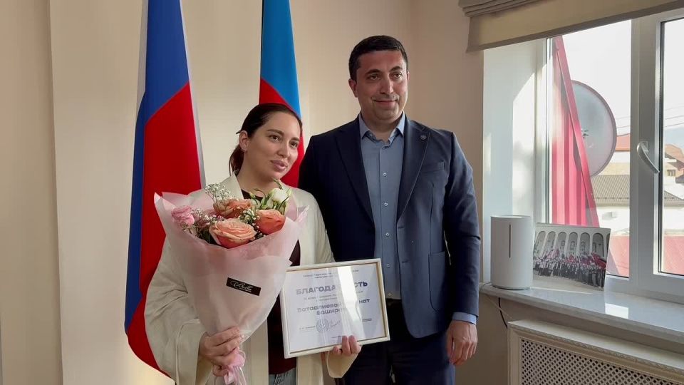 Поблагодарили наших партнеров, блогеров и тех, кто был рядом с нами, помогал в волонтерском штабе #МЫВМЕСТЕ, поддерживал пострадавших и не оставался в стороне