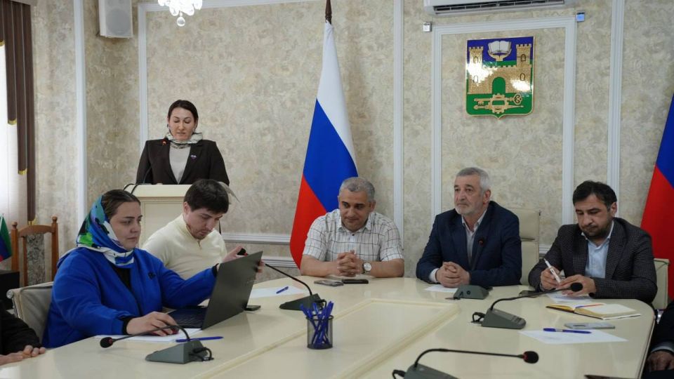 В Хасавюрте заслушали кандидатов на должности руководителей образовательных учреждений В Хасавюрте заслушали кандидатов на должности руководителей образовательных учреждений