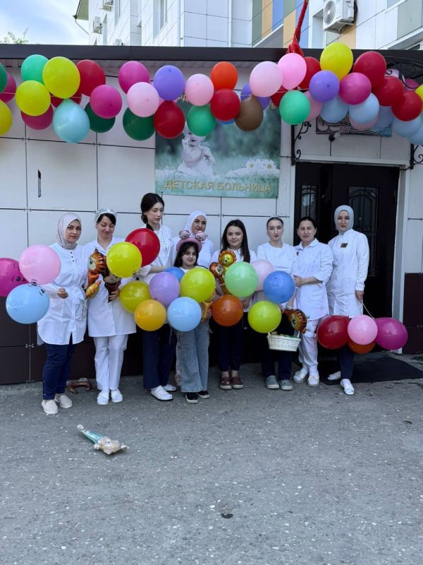 День защиты детей отметили и в детской поликлинике Хасавюртовской ЦГБ День защиты детей отметили и в детской поликлинике Хасавюртовской ЦГБ