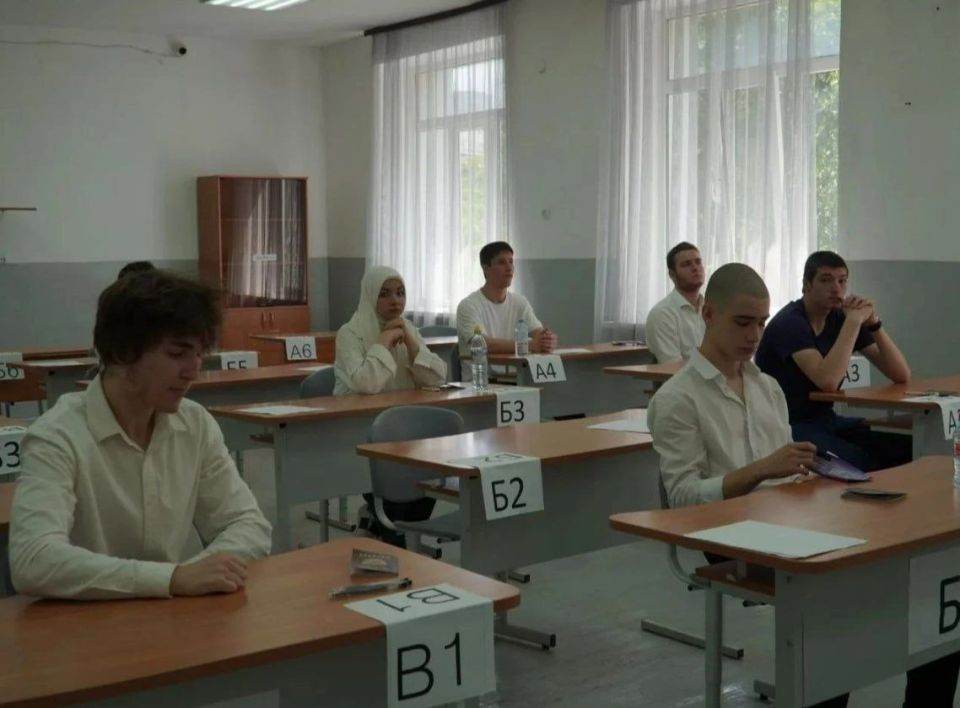 Самым популярным предметом на экзаменах у выпускников 11-х классов, стала химия