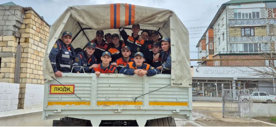 Донскому спасательному центру МЧС России — 58 лет: подвиги в тылу и на передовой Донскому спасательному центру МЧС России — 58 лет: подвиги в тылу и на передовой