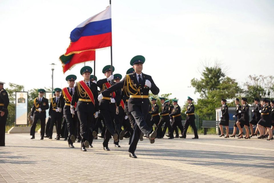 Новый парк, новые граждане: в Дербенте вручили первые паспорта Новый парк, новые граждане: в Дербенте вручили первые паспорта