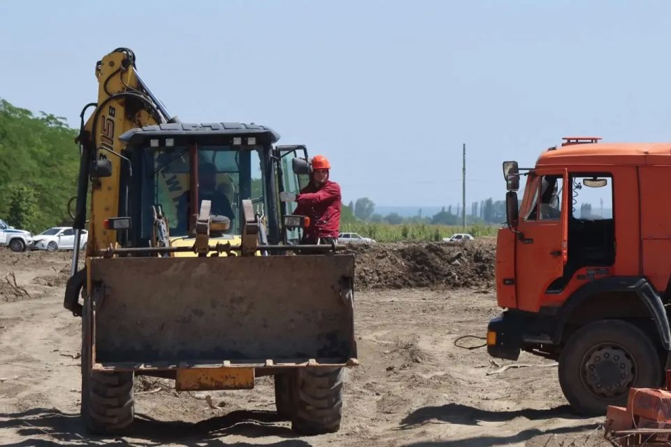 В Дербентском районе строится новый район для пострадавших от наводнений В Дербентском районе строится новый район для пострадавших от наводнений