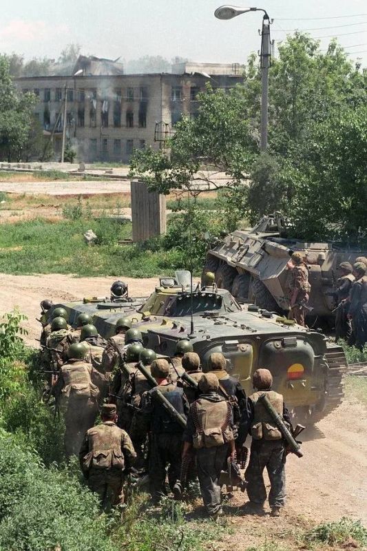 31 год назад произошёл теракт в Будённовске 1995 года 31 год назад произошёл теракт в Будённовске 1995 года