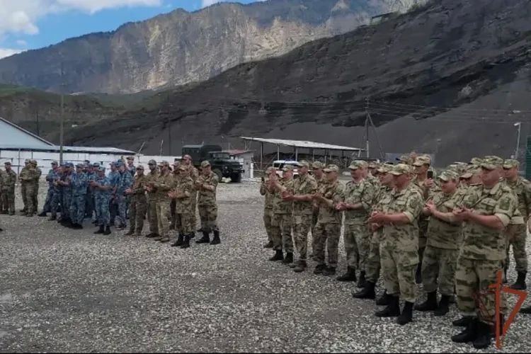 В Дагестане прошли концерты ансамбля песни и пляски Северо-Кавказского ордена Жукова округа Росгвардии В Дагестане прошли концерты ансамбля песни и пляски Северо-Кавказского ордена Жукова округа Росгвардии