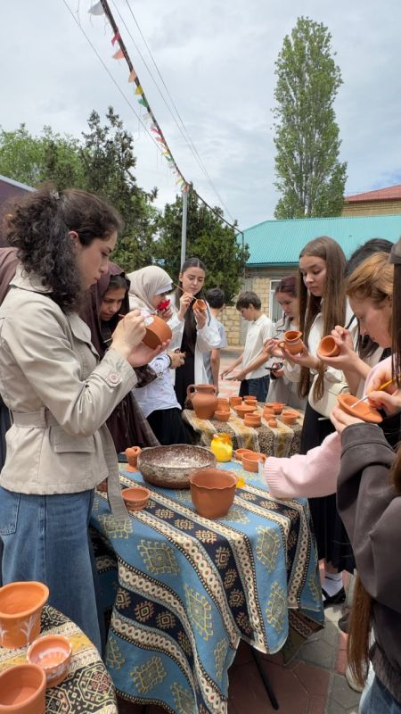 В Дербенте завершился проект «Эмоции на глине» для воспитанников реабилитационного центра В Дербенте завершился проект «Эмоции на глине» для воспитанников реабилитационного центра