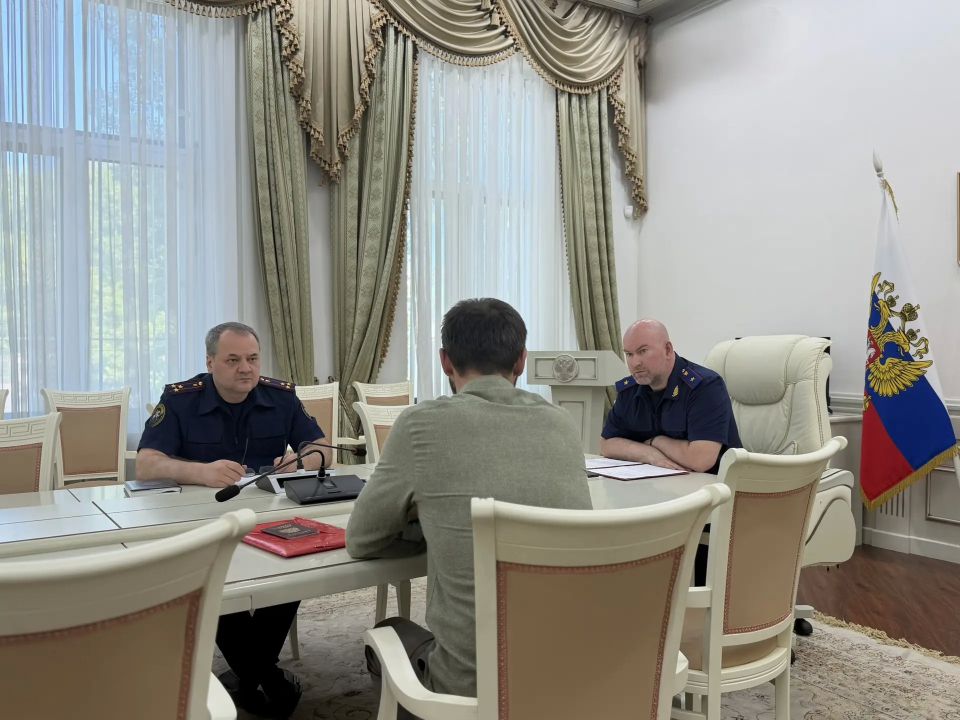 По результатам личного приема руководитель СУ СК России по Республике Дагестан поручил возбудить уголовное дело о невыплате заработной платы