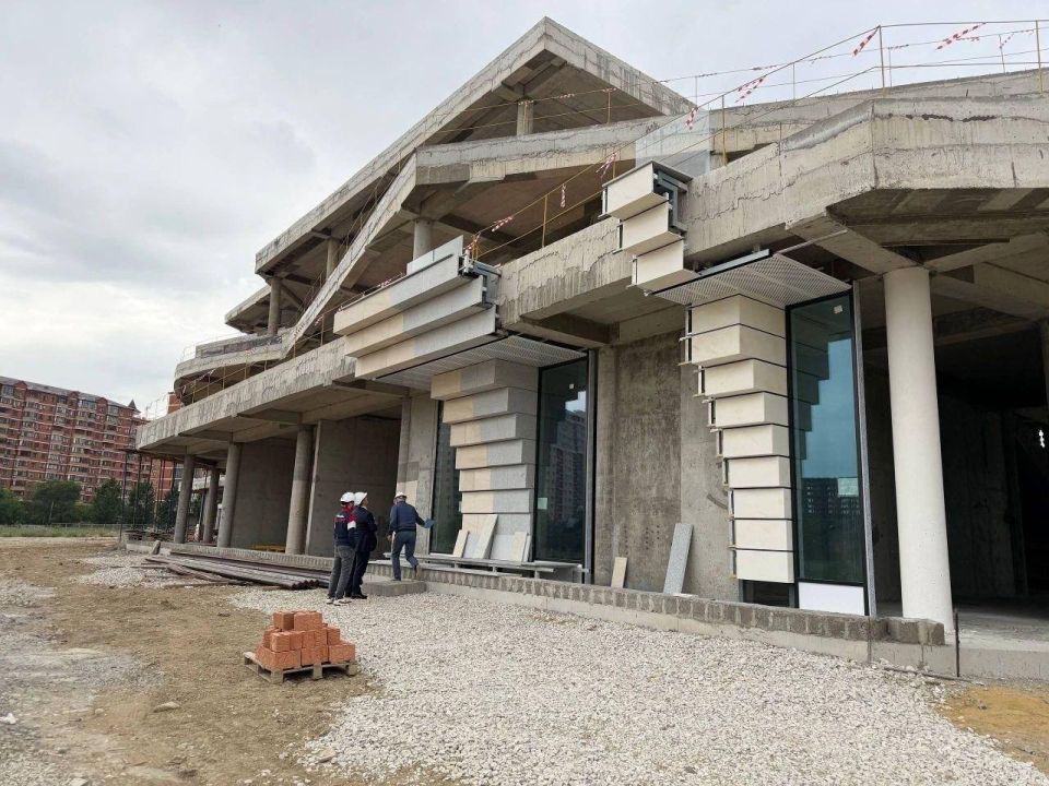 В Махачкале обсуждается строительство IT-кампуса нового поколения «Школы 21» от Сбера В Махачкале обсуждается строительство IT-кампуса нового поколения «Школы 21» от Сбера