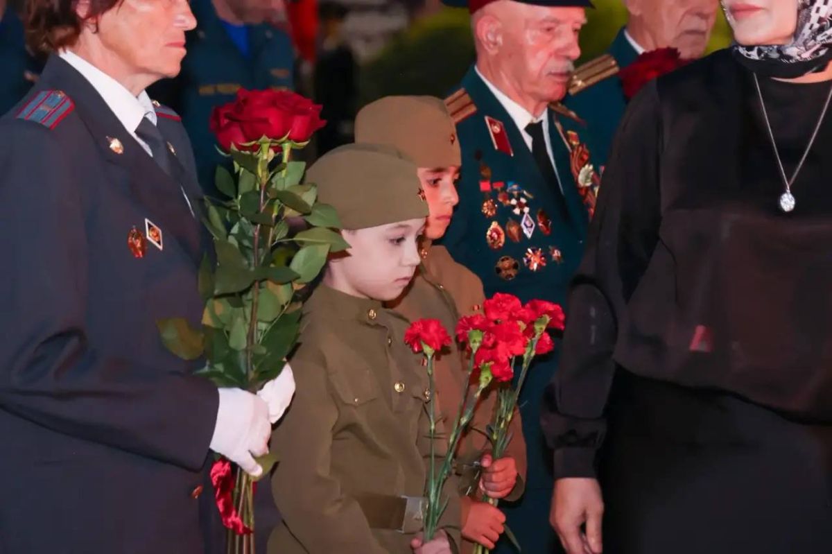 «Завтра была война»: в Махачкале прошла патриотическая акция ко Дню памяти и скорби «Завтра была война»: в Махачкале прошла патриотическая акция ко Дню памяти и скорби