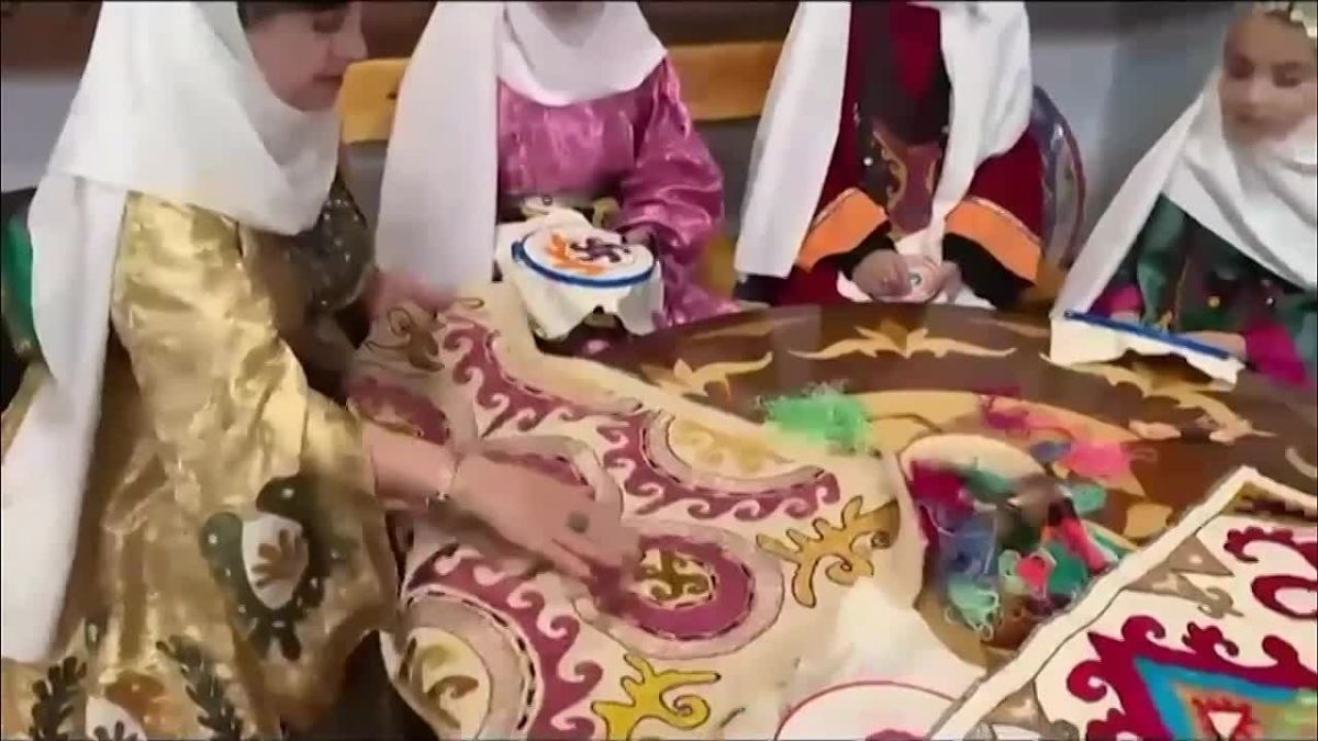С Днем народных художественных промыслов России!