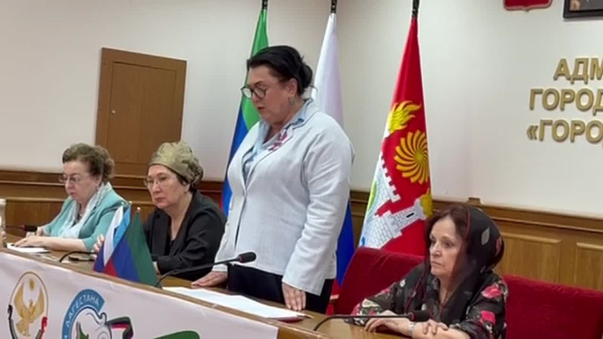 «В единстве наша сила»: в Махачкале проходит Слёт женсоветов Дагестанская региональная общественная организация «Союз женщин Дагестана» совместно с Министерством по национальной политике и делам религий РД проводит в эти...