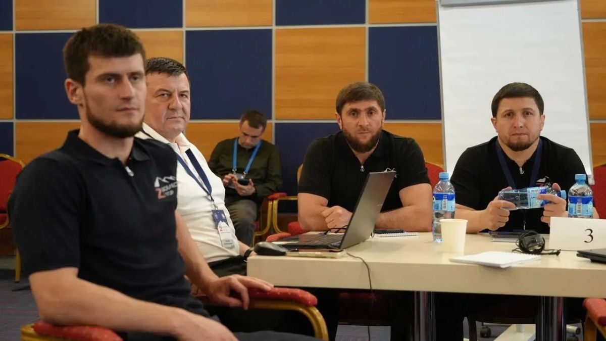 Участникам программы «Доблесть гор» рассказали о роли медиа и важности технологического суверенитета Участникам программы «Доблесть гор» рассказали о роли медиа и важности технологического суверенитета