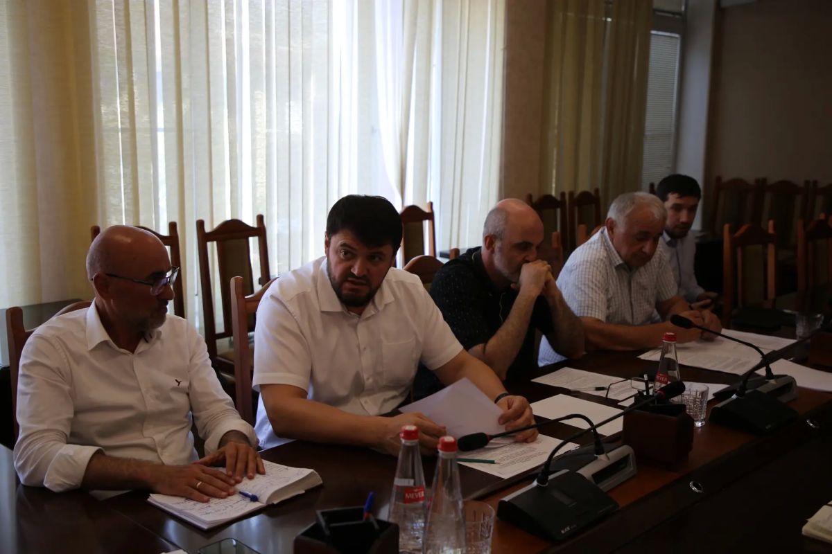 В Минэкономразвития Дагестана обсудили ход реализации объектов капстроительства по госпрограмме СКФО В Минэкономразвития Дагестана обсудили ход реализации объектов капстроительства по госпрограмме СКФО