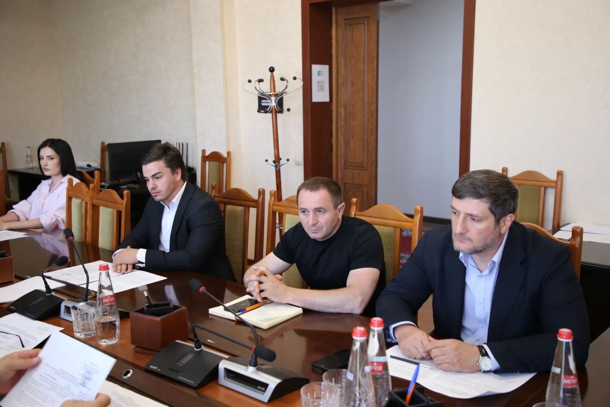 В Минэкономразвития Дагестана обсудили ход реализации объектов капстроительства по госпрограмме СКФО В Минэкономразвития Дагестана обсудили ход реализации объектов капстроительства по госпрограмме СКФО
