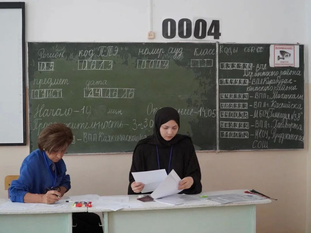 В республике проходит резервный день единого государственного экзамена по всем учебным предметам В республике проходит резервный день единого государственного экзамена по всем учебным предметам