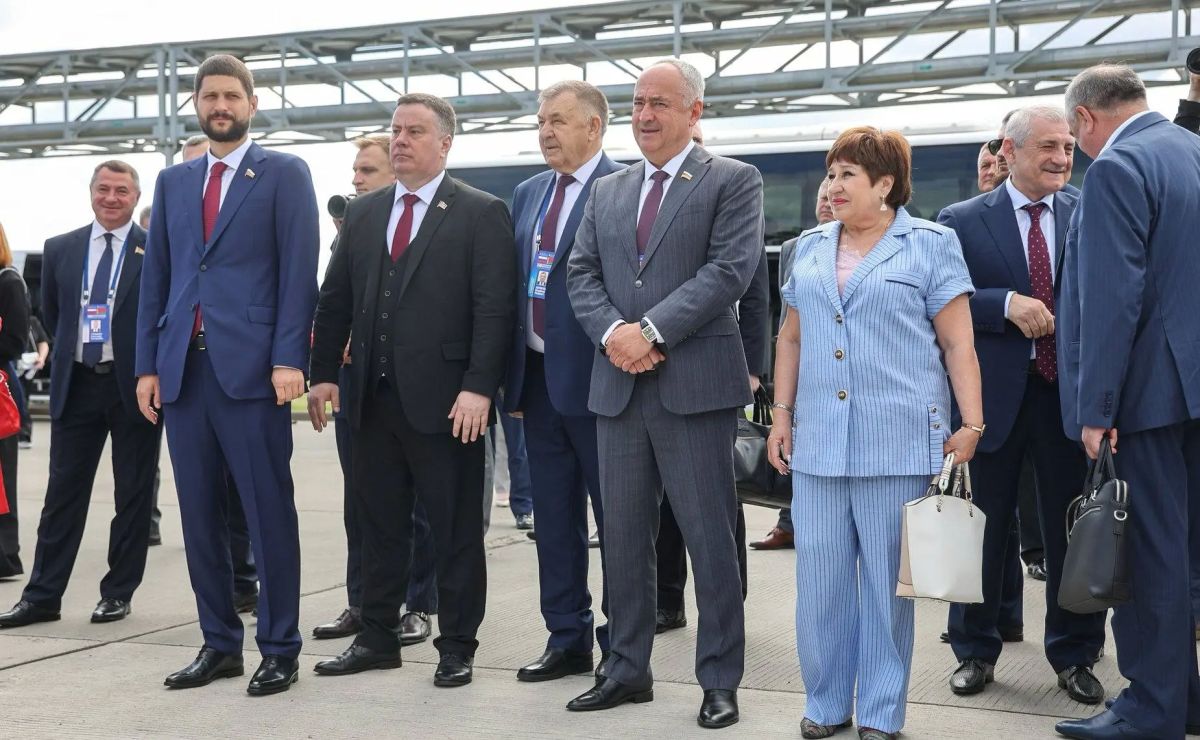 ������ ������������� ������ ������� � XIII ������ �������� �������� � ������