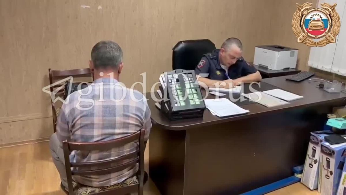 Сотрудниками Управления Госавтоинспекции МВД по Республике Дагестан в ходе мониторинга сети Интернет выявлена видеозапись, на которой зафиксировано грубое нарушение Правил дорожного движения, допущенное водителем маршрутного...