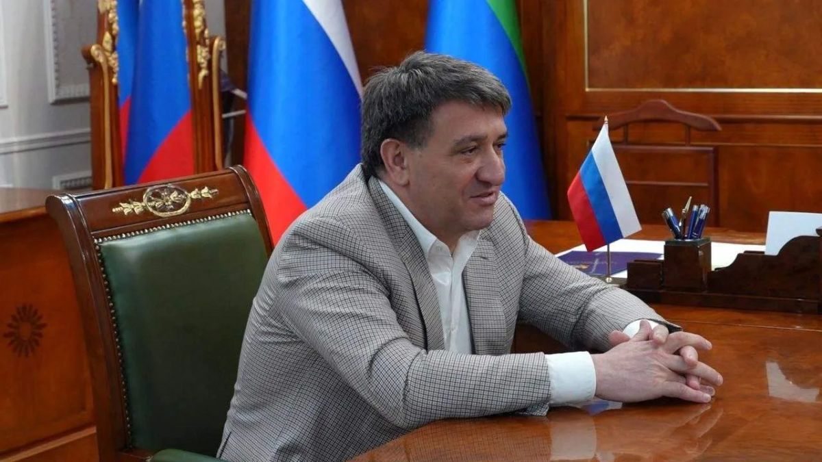 Джамбулат Салавов: Уважаемые махачкалинцы!. Сегодня в Махачкале состоялась рабочая встреча, в которой приняли участие министр физической культуры и спорта Республики Дагестан Сажид Сажидов и наш прославленный земляк... Джамбулат Салавов: Уважаемые махачкалинцы!. Сегодня в Махачкале состоялась рабочая встреча, в которой приняли участие министр физической культуры и спорта Республики Дагестан Сажид Сажидов и наш прославленный земляк...