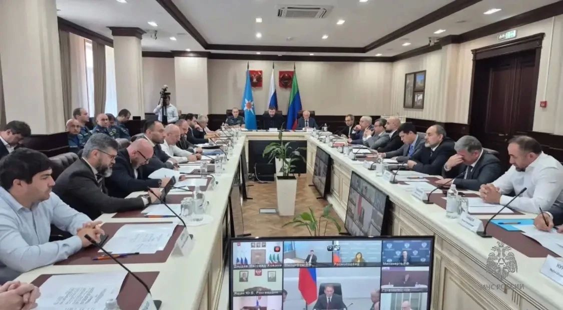 Ратмир Расулов принял участие в заседании федеральной правительственной комиссии по ликвидации последствий стихии, которое прошло в режиме видеоконференцсвязи под руководством руководителя Минприроды России Александра Козлова Ратмир Расулов принял участие в заседании федеральной правительственной комиссии по ликвидации последствий стихии, которое прошло в режиме видеоконференцсвязи под руководством руководителя Минприроды России Александра Козлова