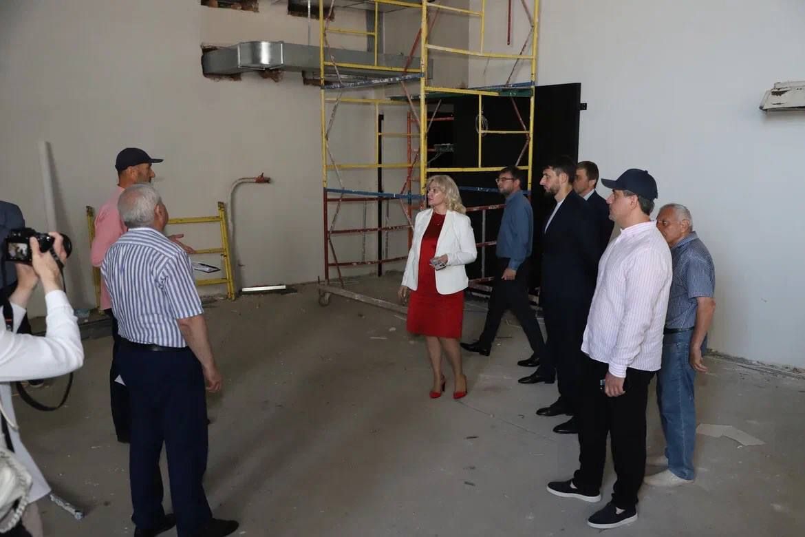 Дом культуры в Каспийске обновят к концу 2026 года в рамках национального проекта «Семья» Дом культуры в Каспийске обновят к концу 2026 года в рамках национального проекта «Семья»