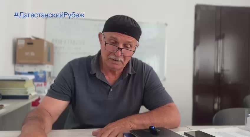 Игорь Кастюкевич: Республика Дагестан. Волонтеры Единой России лагеря «Дагестанский Рубеж» ежедневно помогают жителям в пострадавших селах