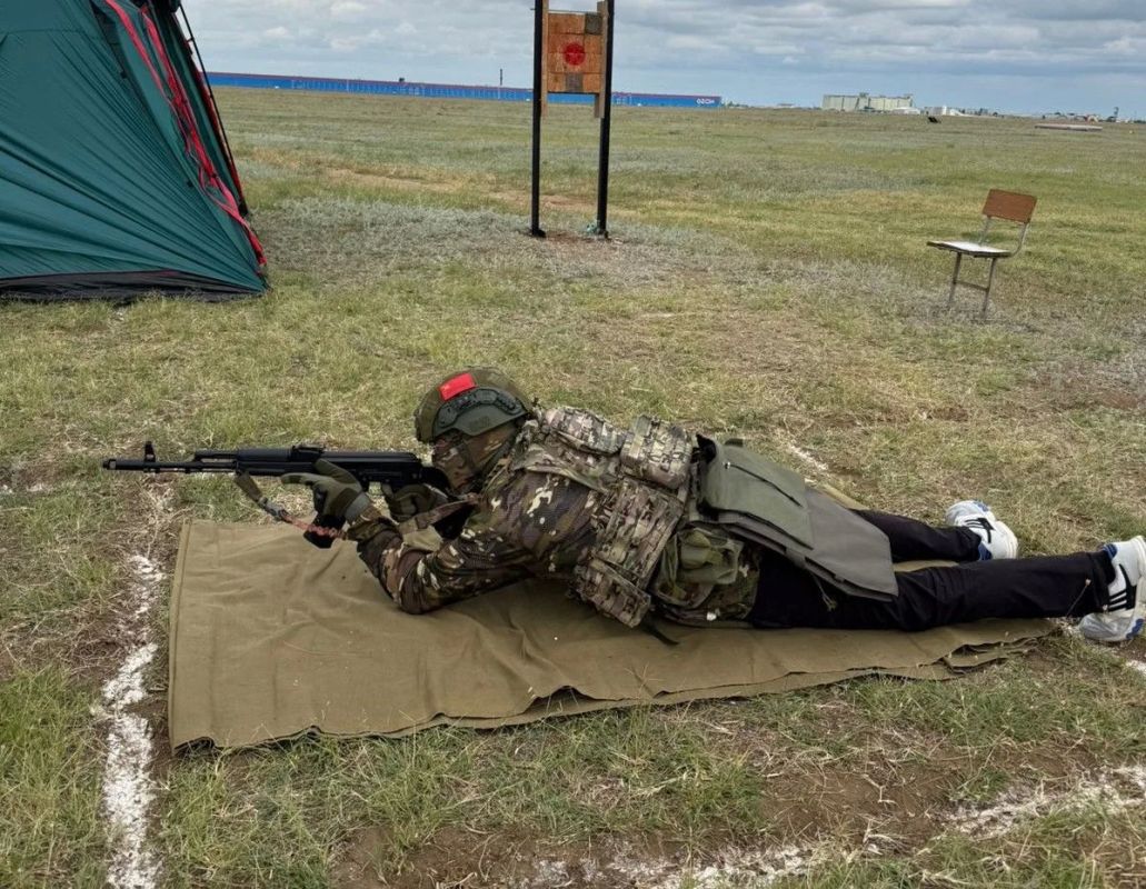 На аэродроме «Коркмаскала» состоялся тестовый турнир по практическому атлетическому многоборью (ПАМ) «С неба в бой!» На аэродроме «Коркмаскала» состоялся тестовый турнир по практическому атлетическому многоборью (ПАМ) «С неба в бой!»