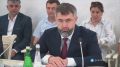 Семья — главная опора человека: Магомед Рамазанов вручил заслуженные награды дагестанским семьям