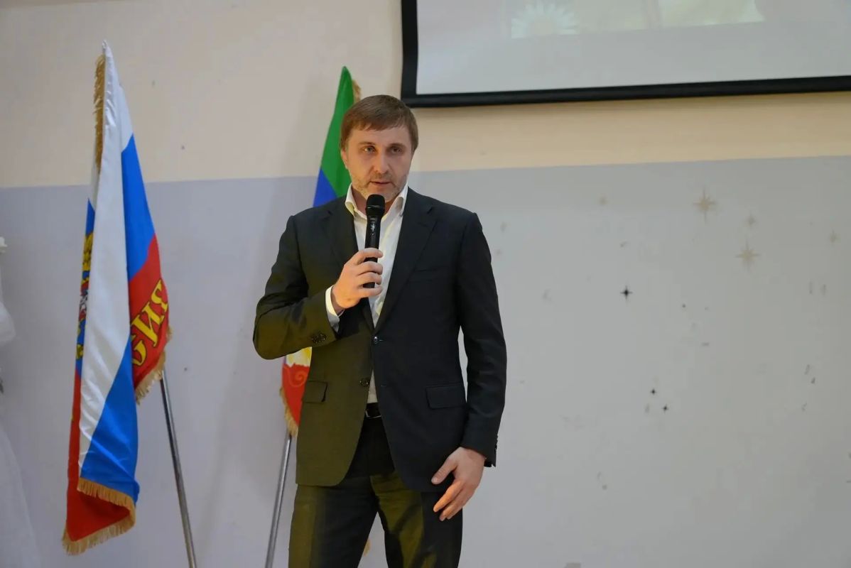 8 июля 2026 года, в День семьи, любви и верности, в Энергетическом колледже прошла конференция «Крепкая семья — сильная страна» 8 июля 2026 года, в День семьи, любви и верности, в Энергетическом колледже прошла конференция «Крепкая семья — сильная страна»