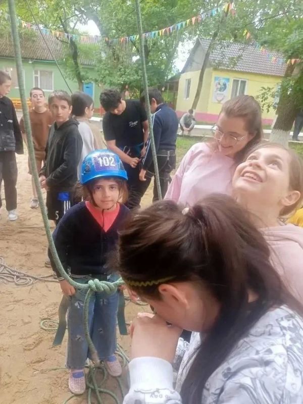 «Отраслевые каникулы»: каникулы, которые учат спасать жизни «Отраслевые каникулы»: каникулы, которые учат спасать жизни