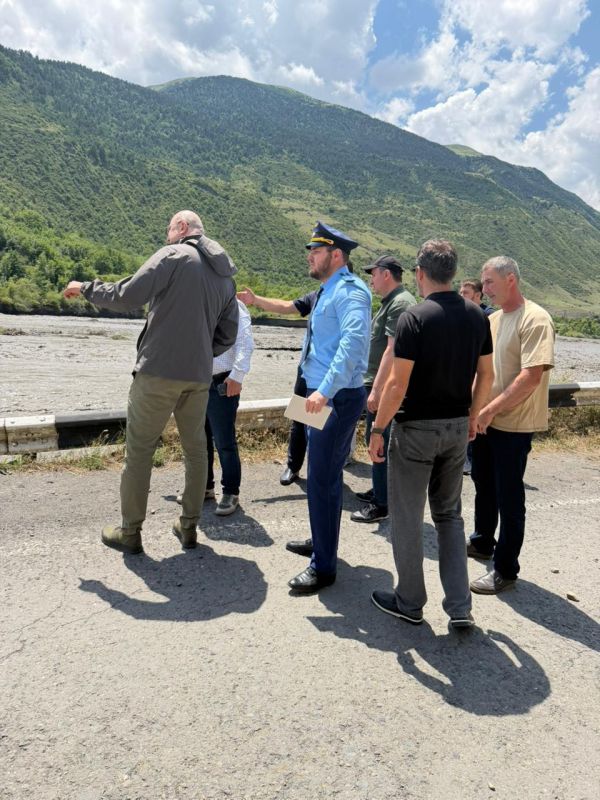 Руководство Минтранса Дагестана выехало в Рутульский район для оценки последствий стихии Руководство Минтранса Дагестана выехало в Рутульский район для оценки последствий стихии