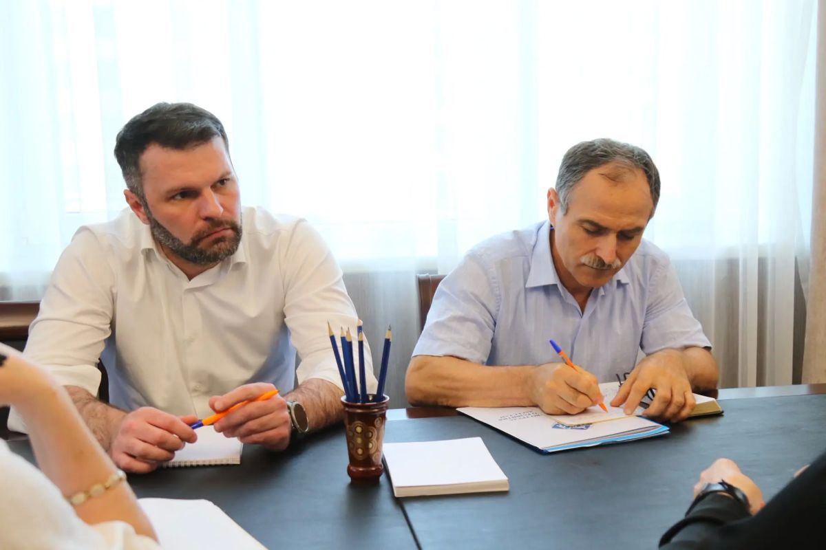 Врио министра труда Дагестана провел личный прием граждан Врио министра труда Дагестана провел личный прием граждан