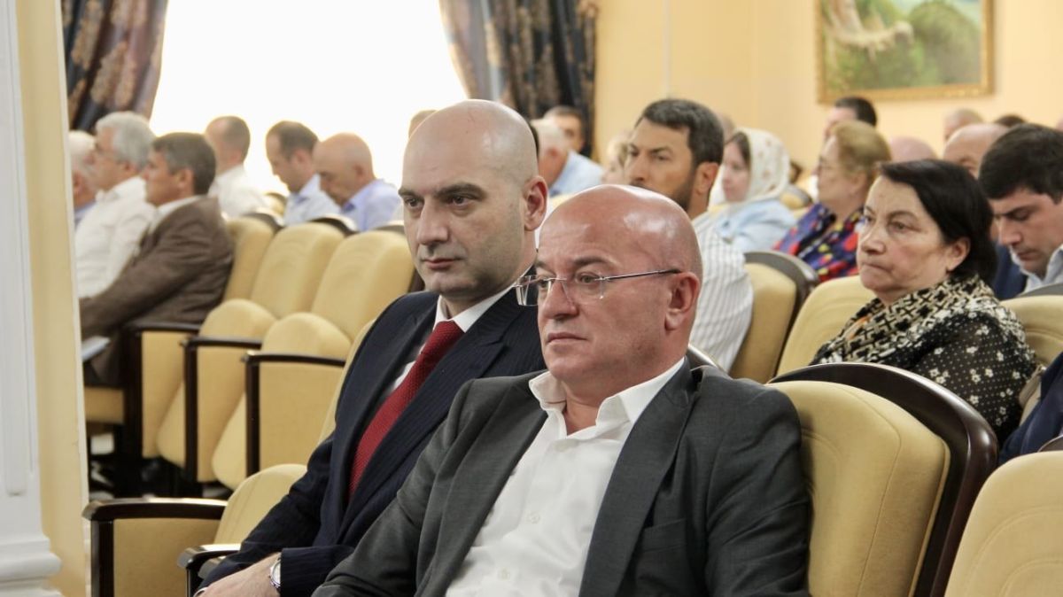 Заместитель Главы Махачкалы и начальник Финансового управления приняли участие в заседании коллегии Минфина Дагестана Заместитель Главы Махачкалы и начальник Финансового управления приняли участие в заседании коллегии Минфина Дагестана