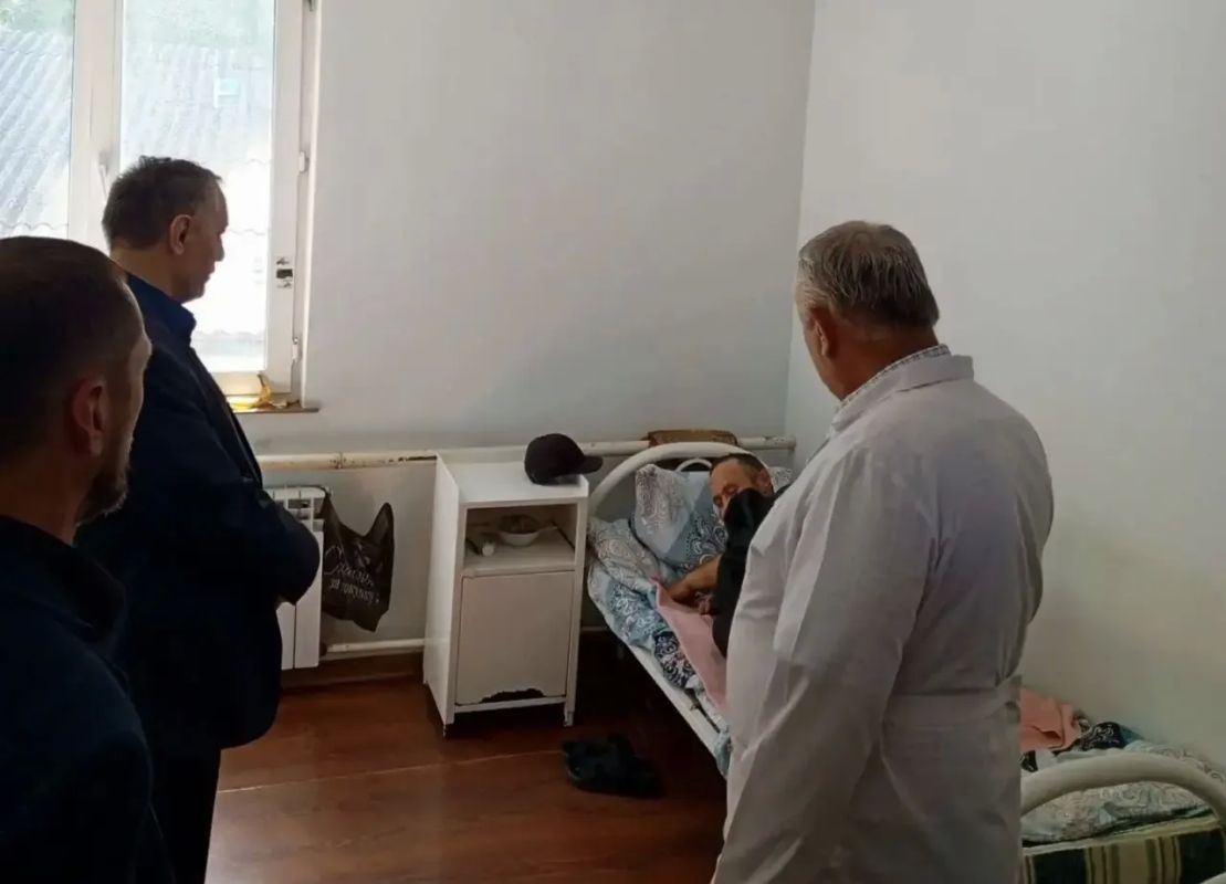 Абдурахман Махмудов оценил ход работы медицинских учреждений Цунтинского района Абдурахман Махмудов оценил ход работы медицинских учреждений Цунтинского района