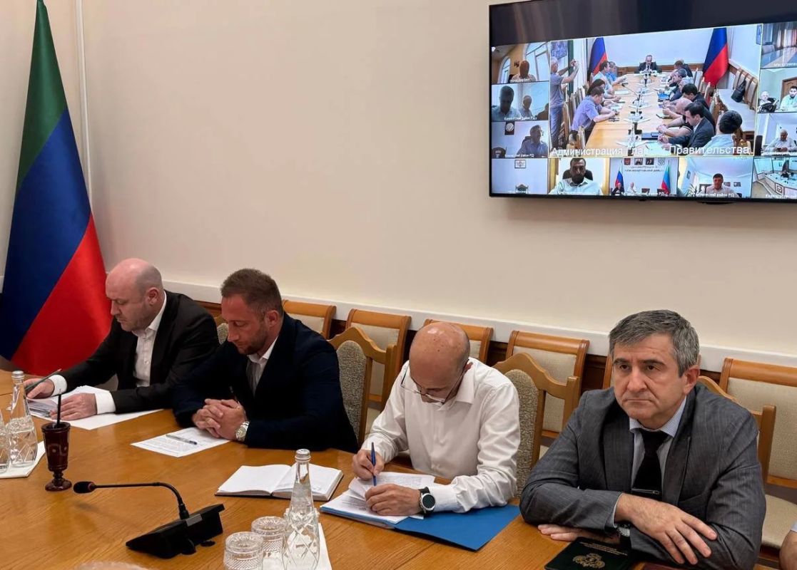 В Дагестане планируют оградить железнодорожные пути для защиты скота от наездов В Дагестане планируют оградить железнодорожные пути для защиты скота от наездов