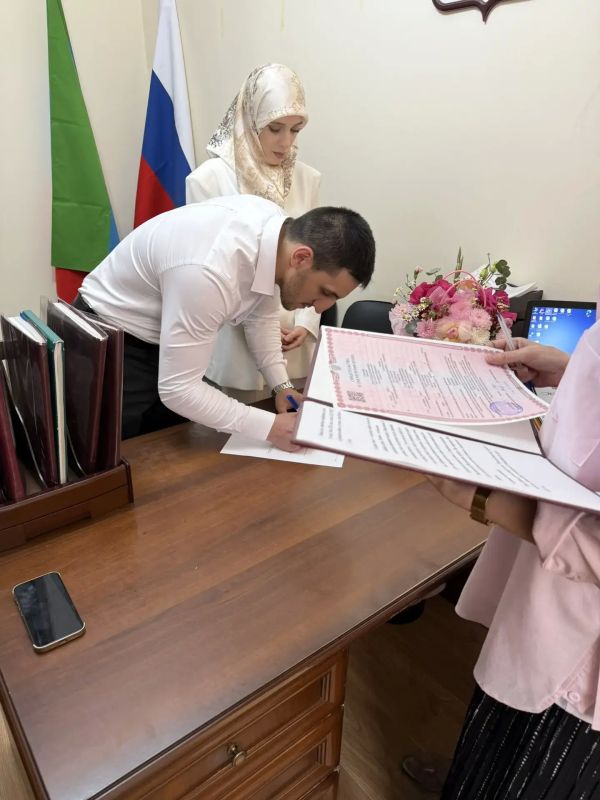 Семья, долг и любовь: как в Буйнакском районе родилась новая интернациональная семья Семья, долг и любовь: как в Буйнакском районе родилась новая интернациональная семья