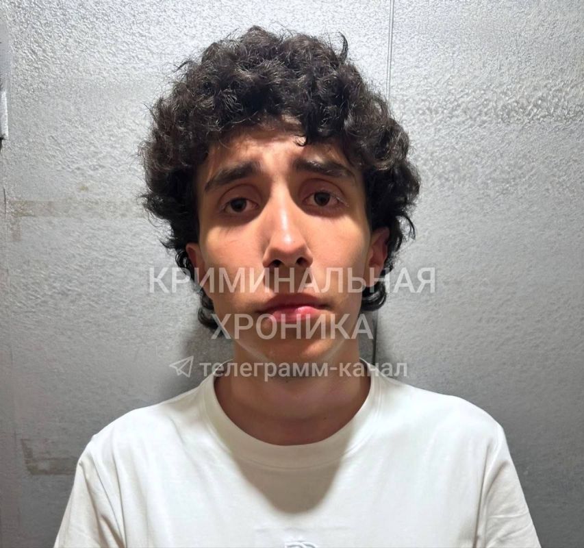 На Цумадинском рынке в Махачкале двое молодых людей, 18 и 19 лет, ограбили 34-летнюю продавщицу На Цумадинском рынке в Махачкале двое молодых людей, 18 и 19 лет, ограбили 34-летнюю продавщицу