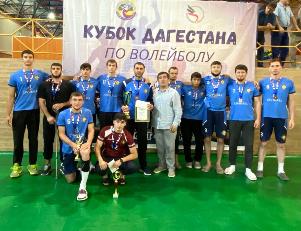 В селе Хучни завершился Кубок Республики Дагестан по волейболу среди мужских команд, посвященный Году единства народов России – 2026 В селе Хучни завершился Кубок Республики Дагестан по волейболу среди мужских команд, посвященный Году единства народов России – 2026