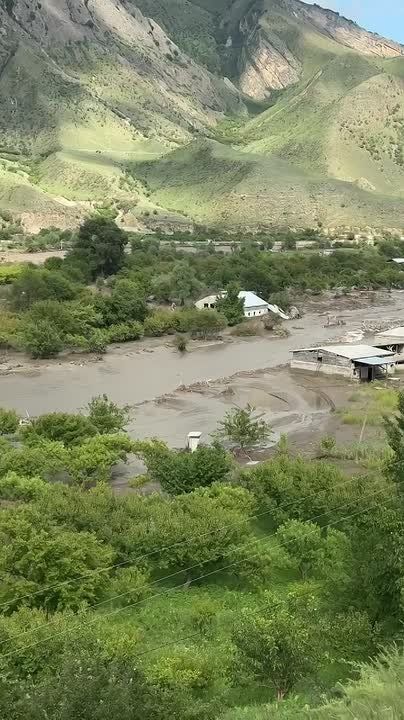 Сады села Кикуни Гергебильского района под водой